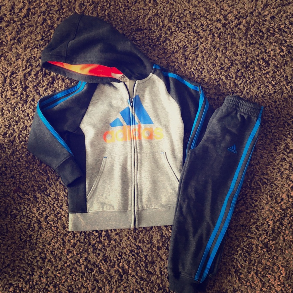 Adidas Boys Sweatshirt/Pants Size 4T